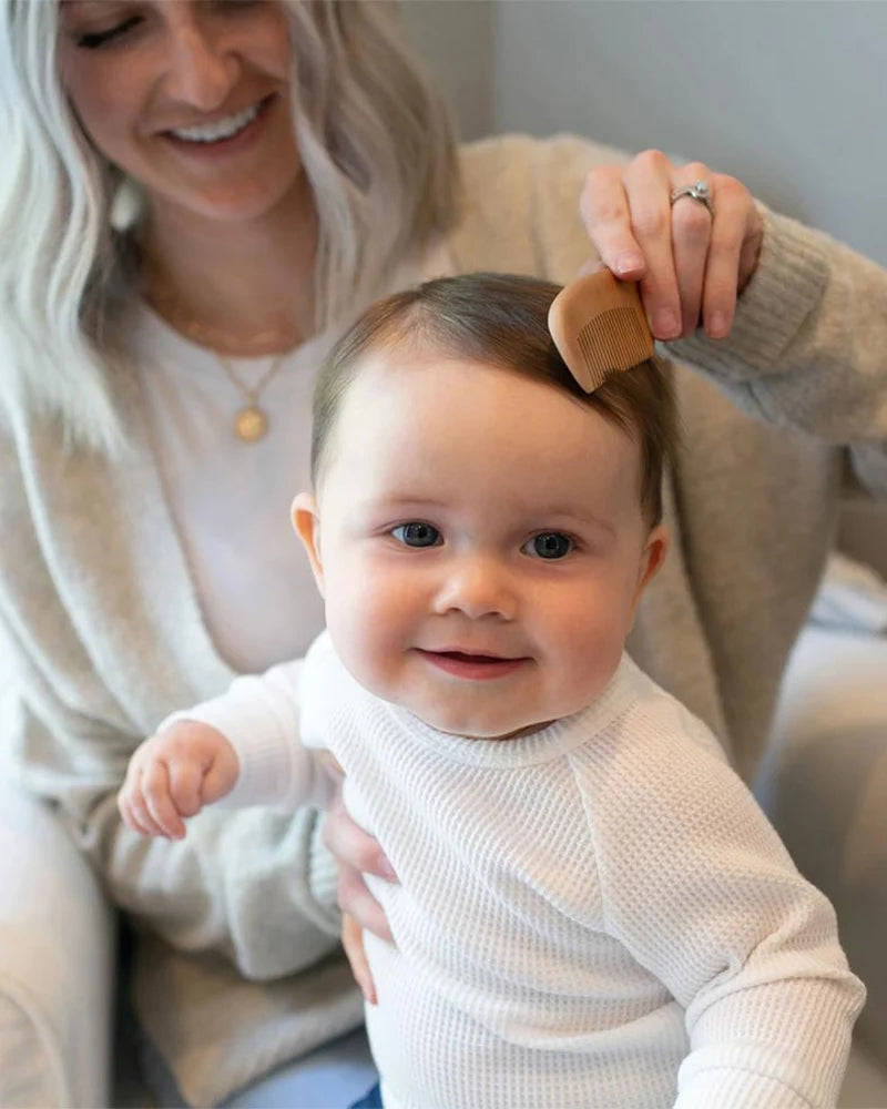 Dr. Brown’s – Set brosse et peigne pour bébé en bois
