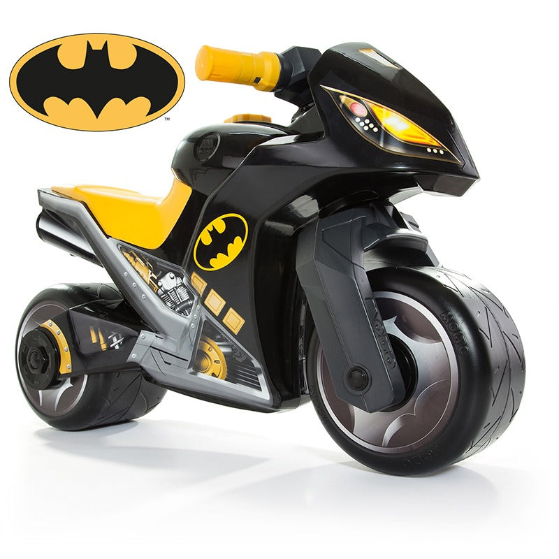 Molto – Première Moto Cross Batman